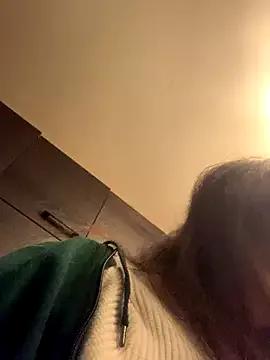 holyeroticss from StripChat is Freechat