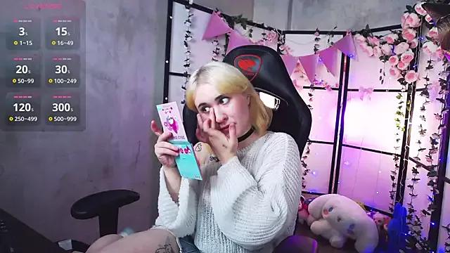 Honey_Mouth from StripChat is Freechat