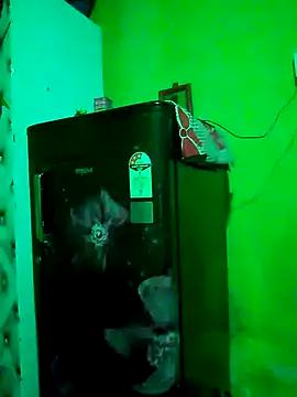 HOT-COUPLESEX from StripChat is Freechat