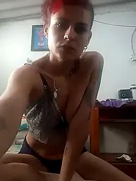 Hot_belinda from StripChat is Freechat
