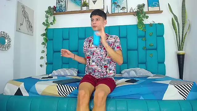 Teen sex cams free adult cams: check-out the satisfaction of conversing and c2c with our stunning models, who will teach you all about seduction and dreams with their smoking hot shapes.