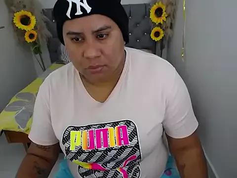 hotlesby_valery from StripChat is Freechat