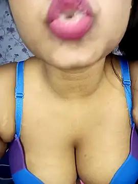 Hotlisa from StripChat is Freechat