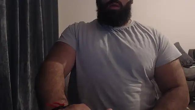 hugemachohandsome from StripChat is Freechat