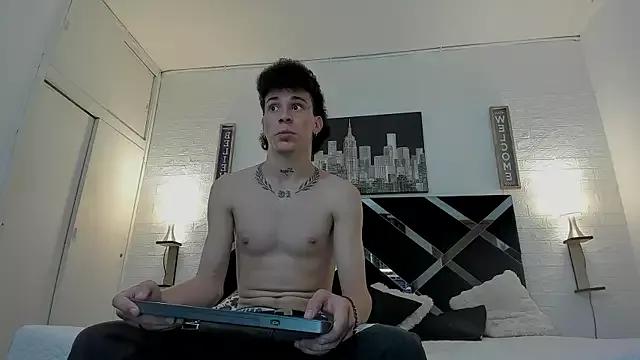 Teen sex cams free adult cams: check-out the satisfaction of conversing and c2c with our stunning models, who will teach you all about seduction and dreams with their smoking hot shapes.