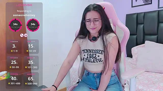 Teen sex cams free adult cams: check-out the satisfaction of conversing and c2c with our stunning models, who will teach you all about seduction and dreams with their smoking hot shapes.