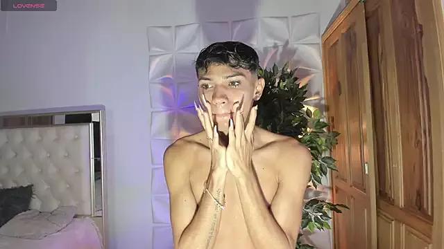 Teen sex cams free adult cams: check-out the satisfaction of conversing and c2c with our stunning models, who will teach you all about seduction and dreams with their smoking hot shapes.