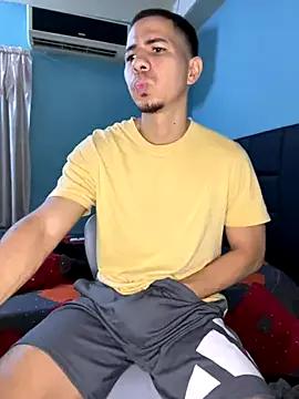 Im_steven from StripChat is Freechat