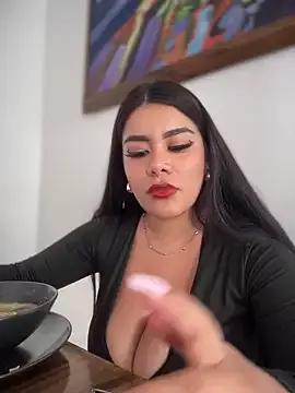 Photos of Insane_Issa from StripChat is Freechat