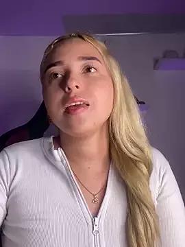 Irisweet_ from StripChat is Freechat