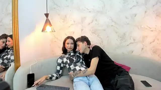 Photos of isaa_and_juanjo from StripChat is Freechat