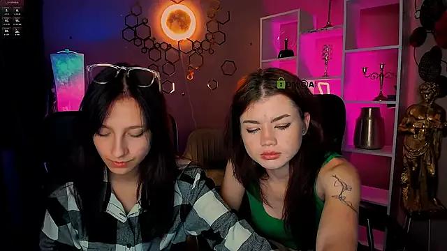 isabel_wave from StripChat is Freechat