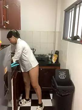 Isabella_Gold from StripChat is Freechat