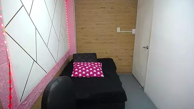 Teen sex cams free adult cams: check-out the satisfaction of conversing and c2c with our stunning models, who will teach you all about seduction and dreams with their smoking hot shapes.