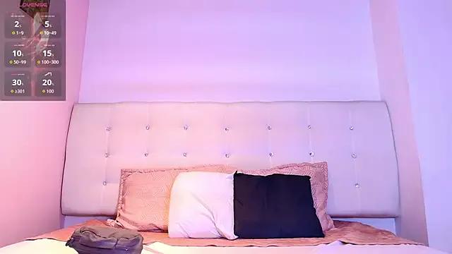 isis_jhempss from StripChat is Freechat