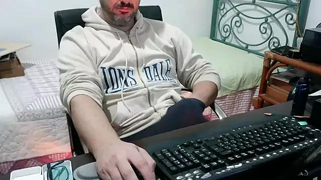 Italian_dark_desire from StripChat is Freechat