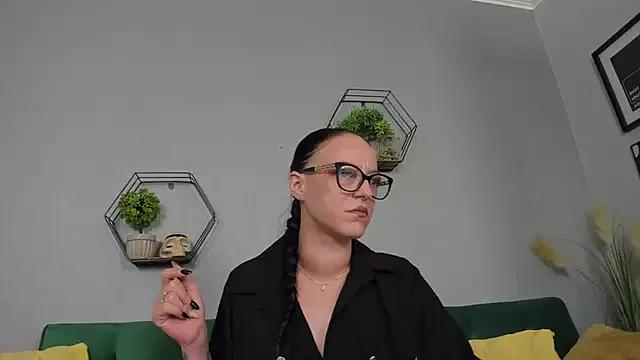 IzabelllNoir from StripChat is Freechat