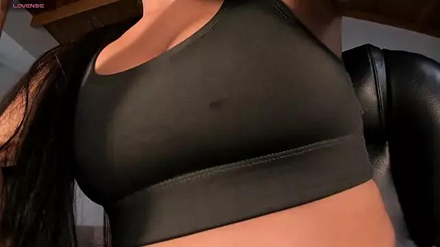 JadeEvansX from StripChat is Freechat