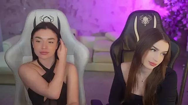 Teen sex cams free adult cams: check-out the satisfaction of conversing and c2c with our stunning models, who will teach you all about seduction and dreams with their smoking hot shapes.