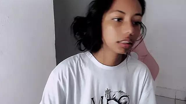 jasmin_brunette_ from StripChat is Freechat