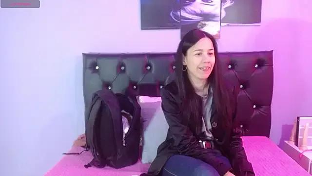 Jazmin_ny from StripChat is Freechat