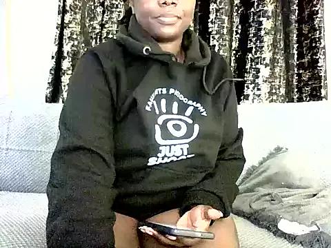 JellyBiggAssy from StripChat is Freechat