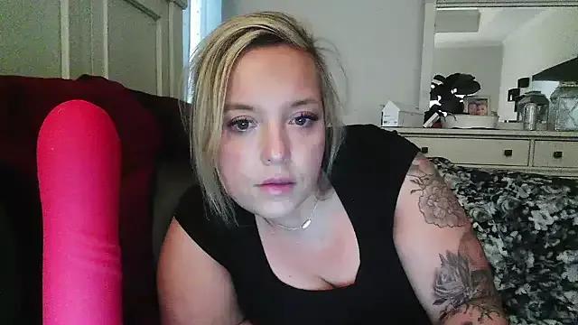 JennaLynn785 from StripChat is Freechat