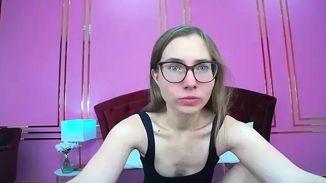 JessieJuss from StripChat is Freechat