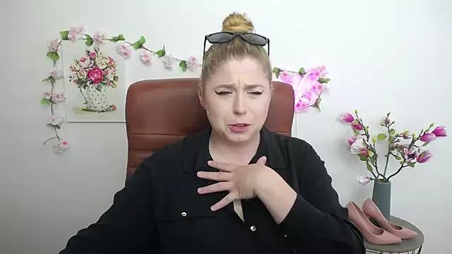 JessikaDaniel from StripChat is Freechat