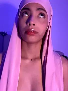jhalila from StripChat is Freechat