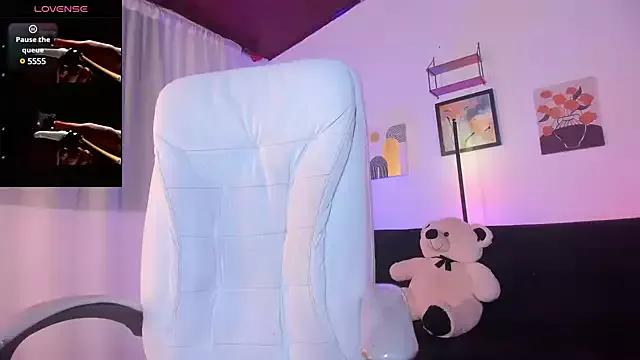 Teen sex cams free adult cams: check-out the satisfaction of conversing and c2c with our stunning models, who will teach you all about seduction and dreams with their smoking hot shapes.