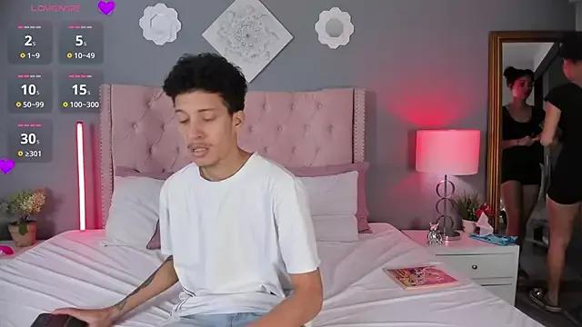 Teen sex cams free adult cams: check-out the satisfaction of conversing and c2c with our stunning models, who will teach you all about seduction and dreams with their smoking hot shapes.