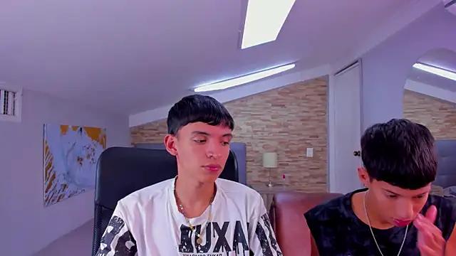 Teen sex cams free adult cams: check-out the satisfaction of conversing and c2c with our stunning models, who will teach you all about seduction and dreams with their smoking hot shapes.