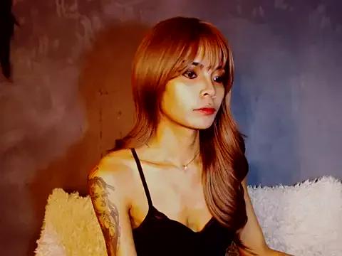 JuicyCOCKvixen from StripChat is Freechat