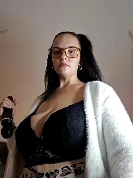 JUJUICY- from StripChat is Freechat