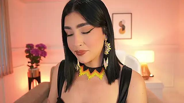 JulesBenett from StripChat is Freechat