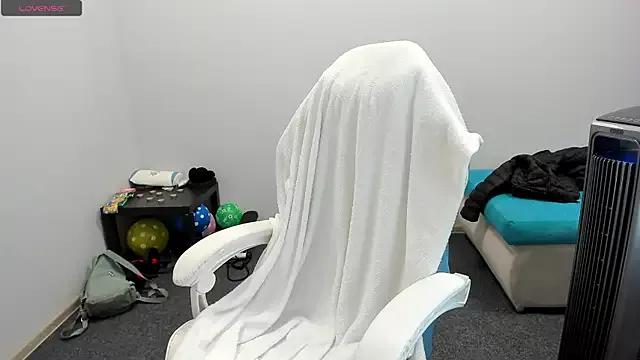 juliamurr_18 from StripChat is Freechat