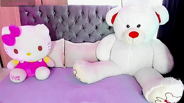 Teen sex cams free adult cams: check-out the satisfaction of conversing and c2c with our stunning models, who will teach you all about seduction and dreams with their smoking hot shapes.