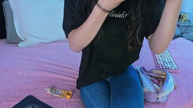 Teen sex cams free adult cams: check-out the satisfaction of conversing and c2c with our stunning models, who will teach you all about seduction and dreams with their smoking hot shapes.