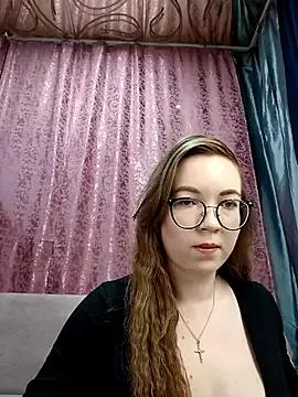 Julli_berry from StripChat is Freechat