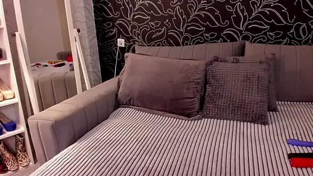 Jullia_Moor from StripChat