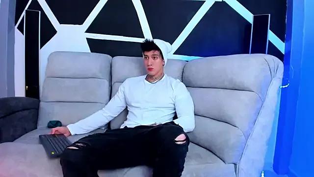 JUSTIN_FULLER1 from StripChat is Freechat