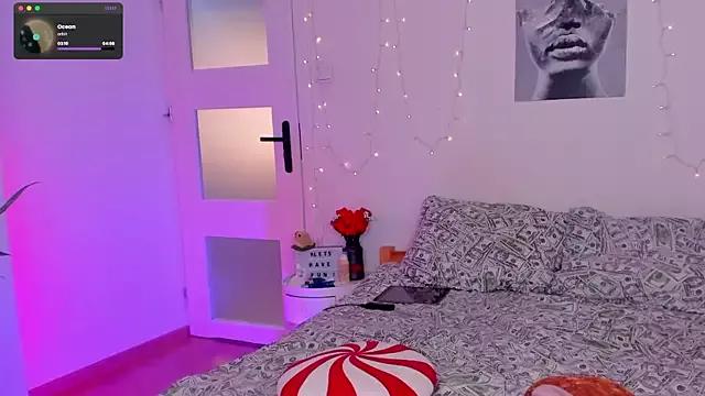 Teen sex cams free adult cams: check-out the satisfaction of conversing and c2c with our stunning models, who will teach you all about seduction and dreams with their smoking hot shapes.