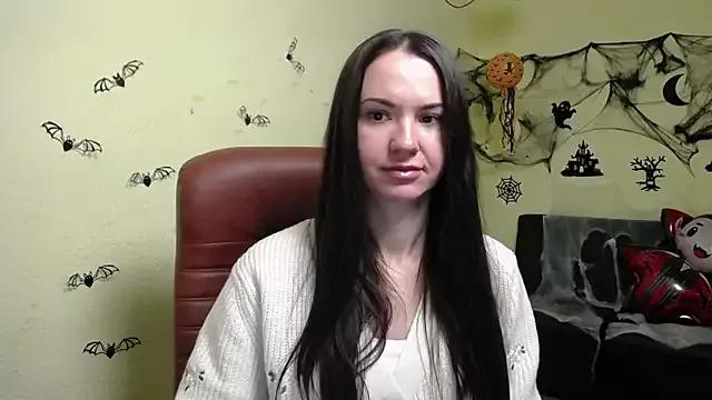 KaraCriegs from StripChat is Freechat