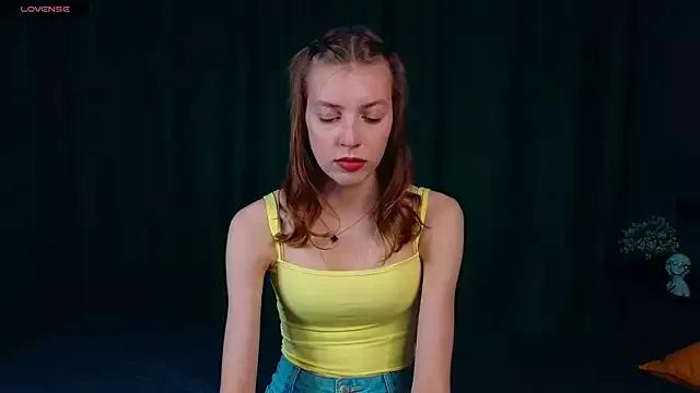 KarenLambert from StripChat is Freechat