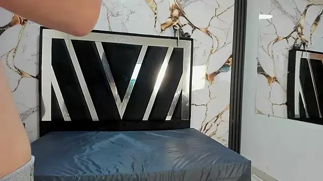 Teen sex cams free adult cams: check-out the satisfaction of conversing and c2c with our stunning models, who will teach you all about seduction and dreams with their smoking hot shapes.