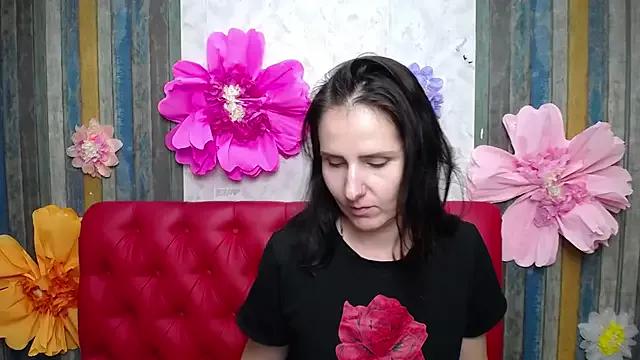 KarinaSwann from StripChat is Freechat