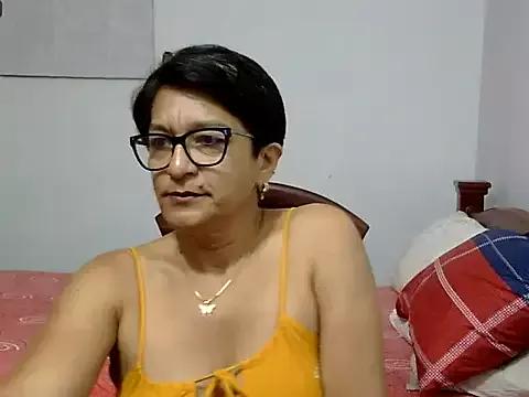 KarlaLuv from StripChat is Freechat