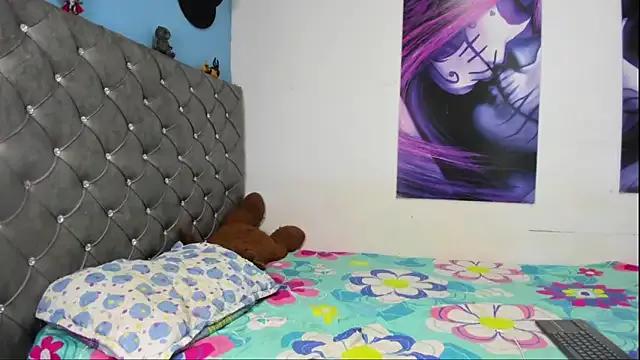 Teen sex cams free adult cams: check-out the satisfaction of conversing and c2c with our stunning models, who will teach you all about seduction and dreams with their smoking hot shapes.