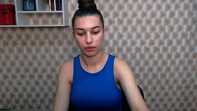 KarolinaRosse_ from StripChat is Freechat